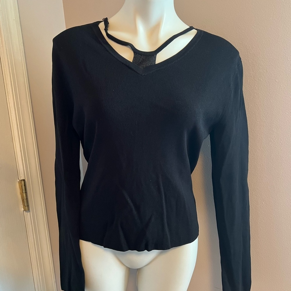 Cyrus black sweater